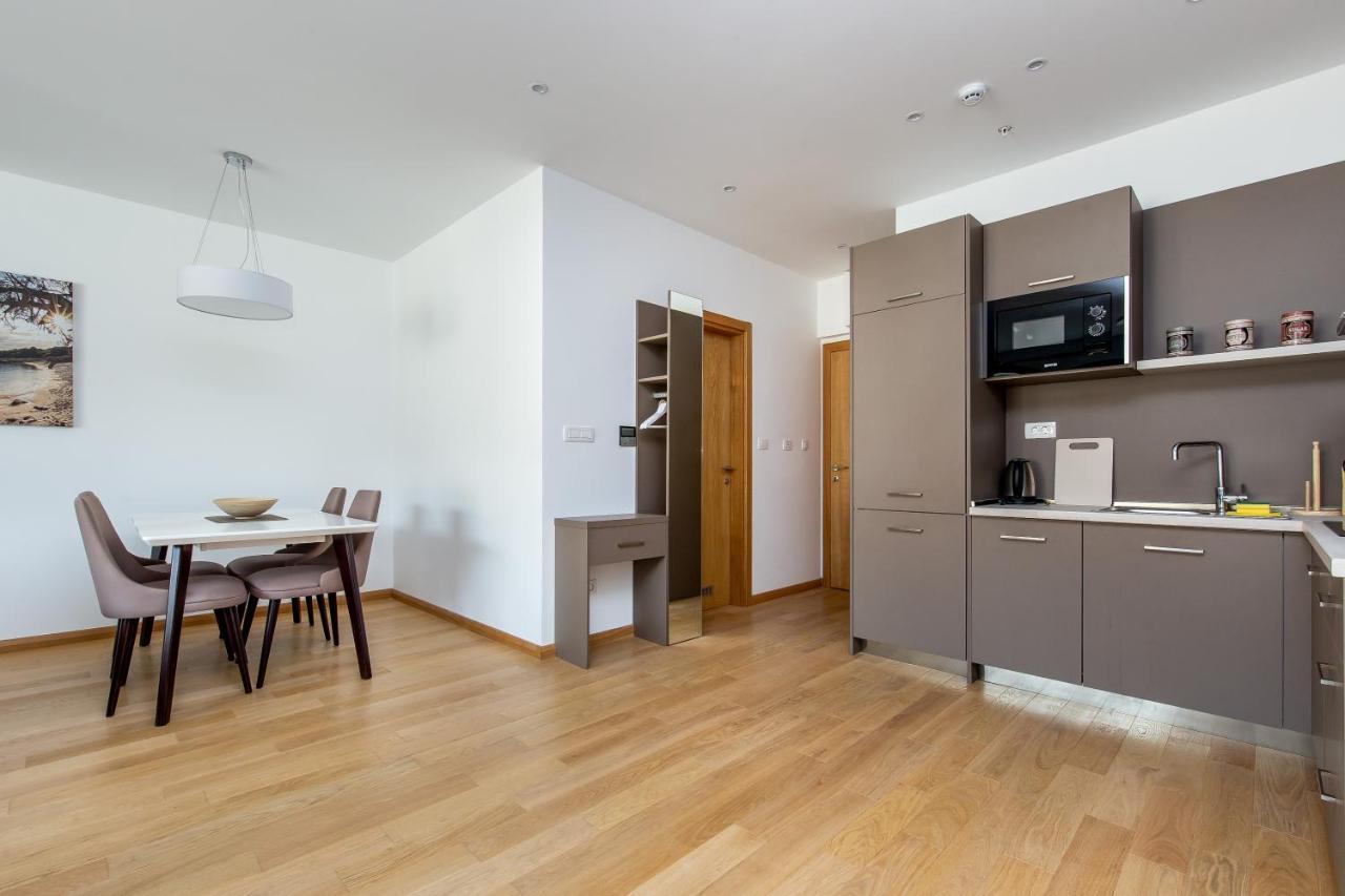 Apartments Lora In Apart-Hotel Будва Экстерьер фото