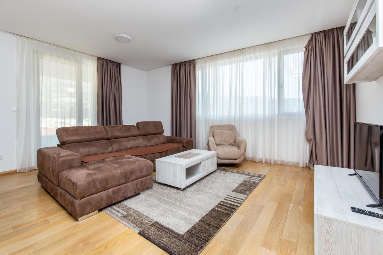 Apartments Lora In Apart-Hotel Будва Экстерьер фото