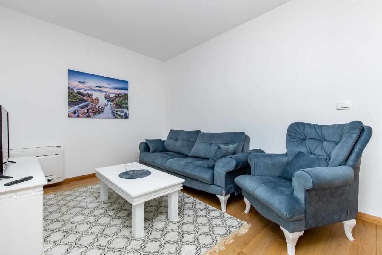 Apartments Lora In Apart-Hotel Будва Экстерьер фото