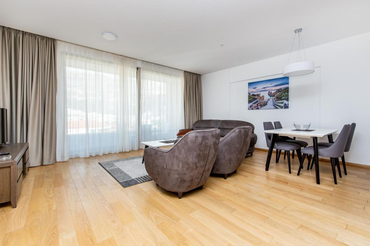 Apartments Lora In Apart-Hotel Будва Экстерьер фото