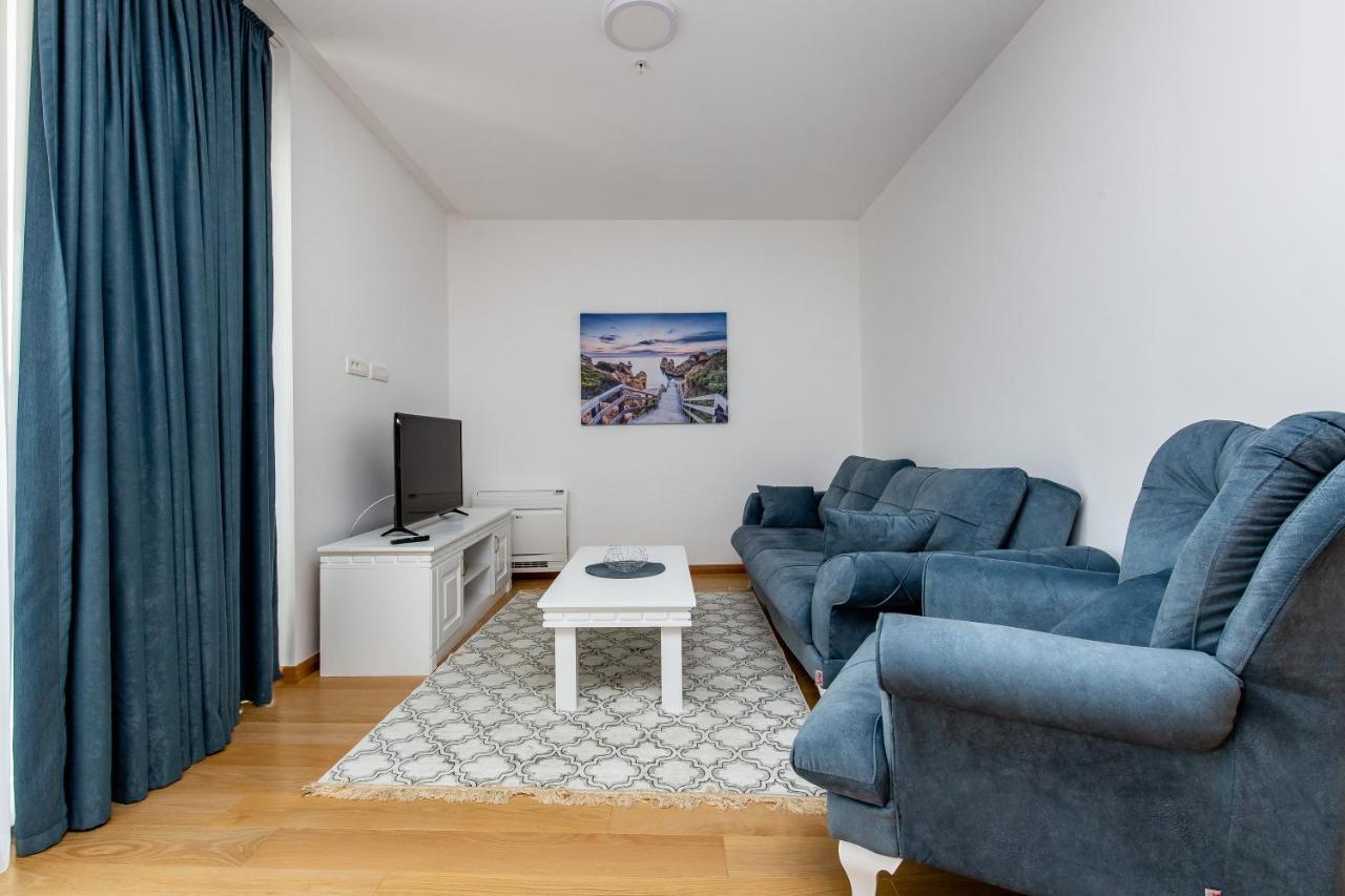Apartments Lora In Apart-Hotel Будва Экстерьер фото