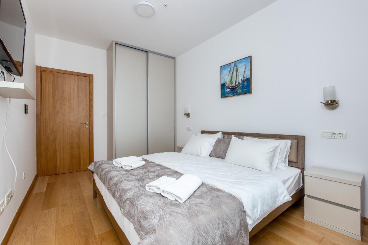 Apartments Lora In Apart-Hotel Будва Экстерьер фото